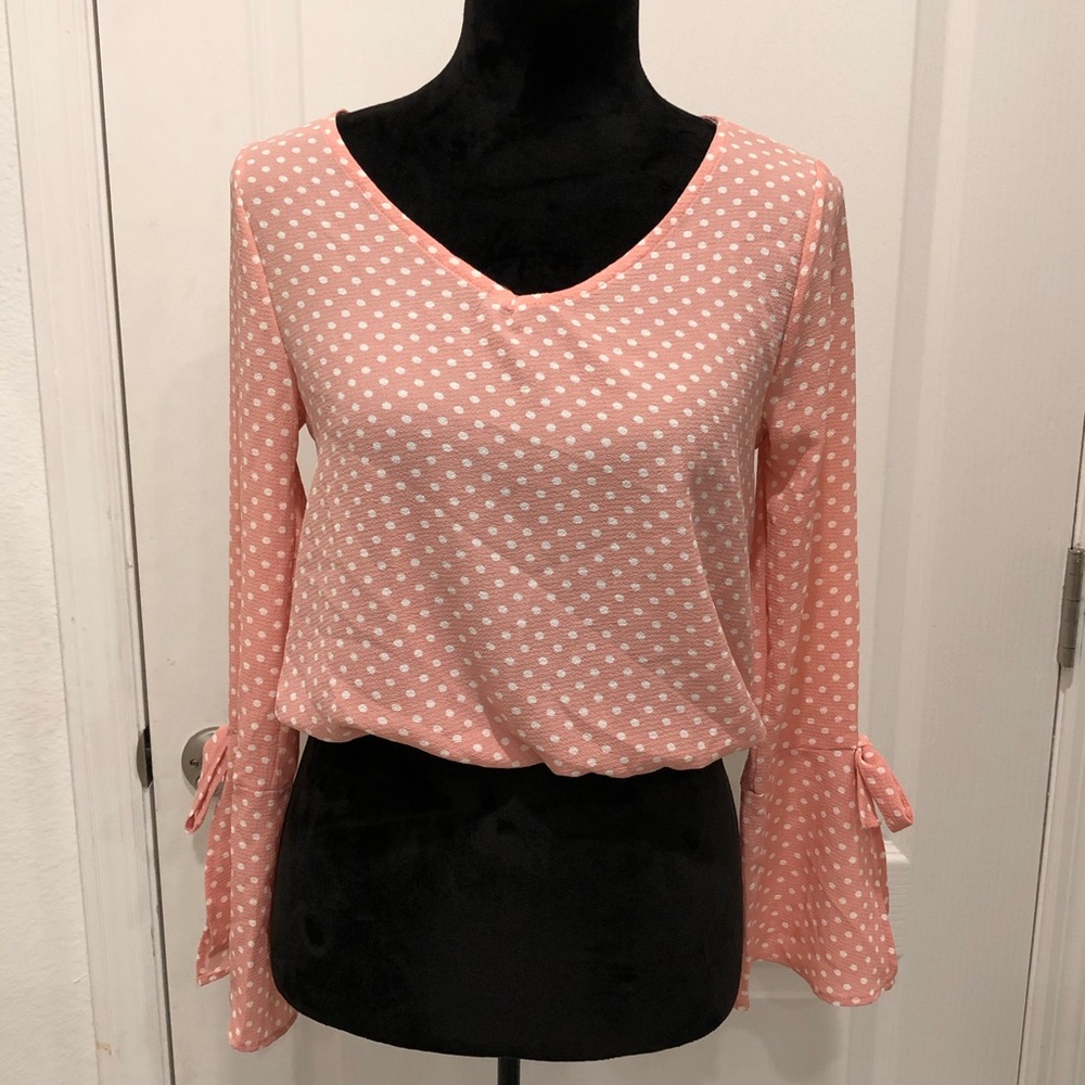 The Outfit top. NWT
